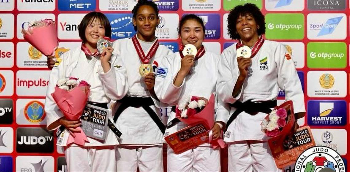 Rafaela Silva conquista 1º medalha em nova categoria; Luana também é bronze