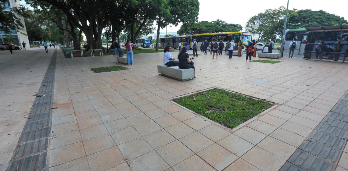 Nova rota ível beneficia turistas que am pela Esplanada dos Ministérios