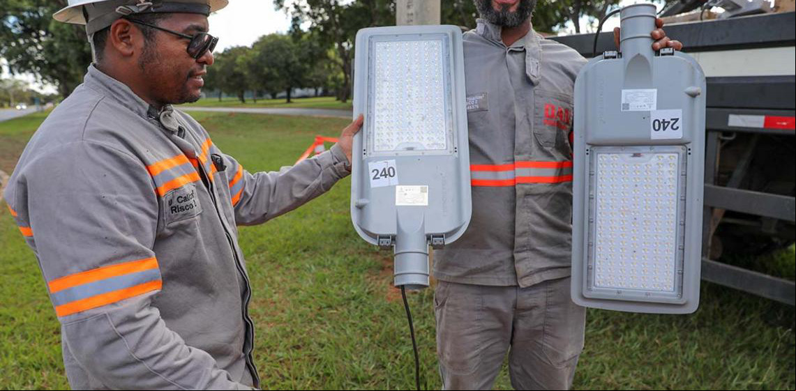 Instalação de 82,5 mil luminárias de LED moderniza a iluminação pública do DF