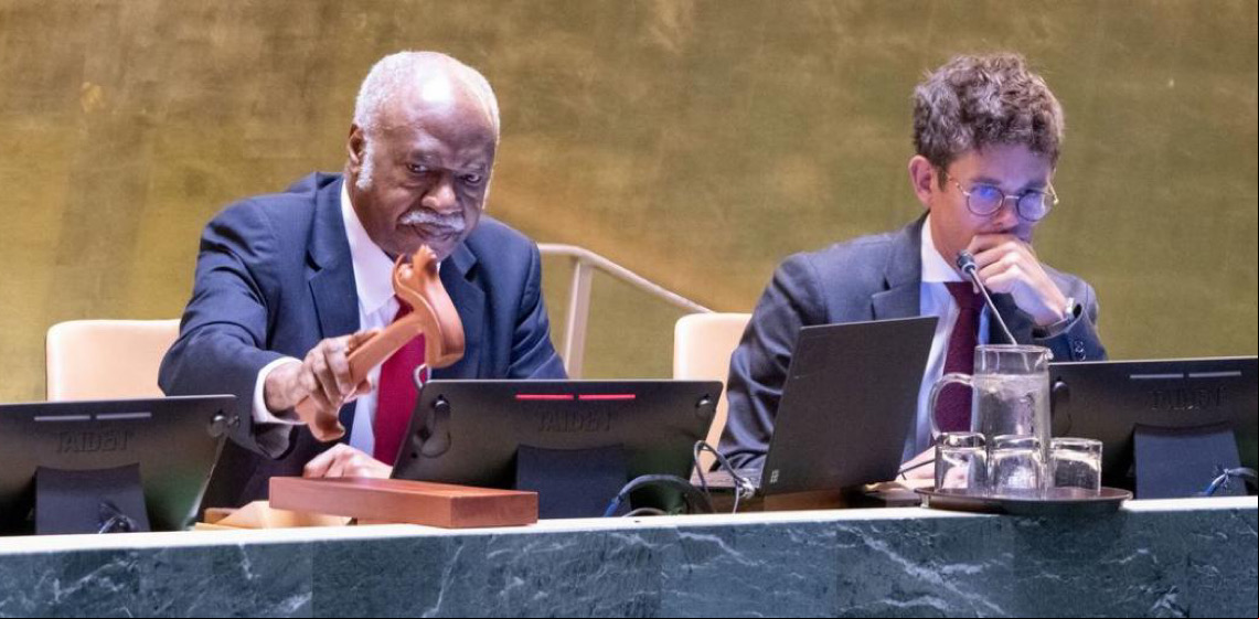 Assembleia Geral da ONU aprova resolução que exige cessar-fogo em Gaza