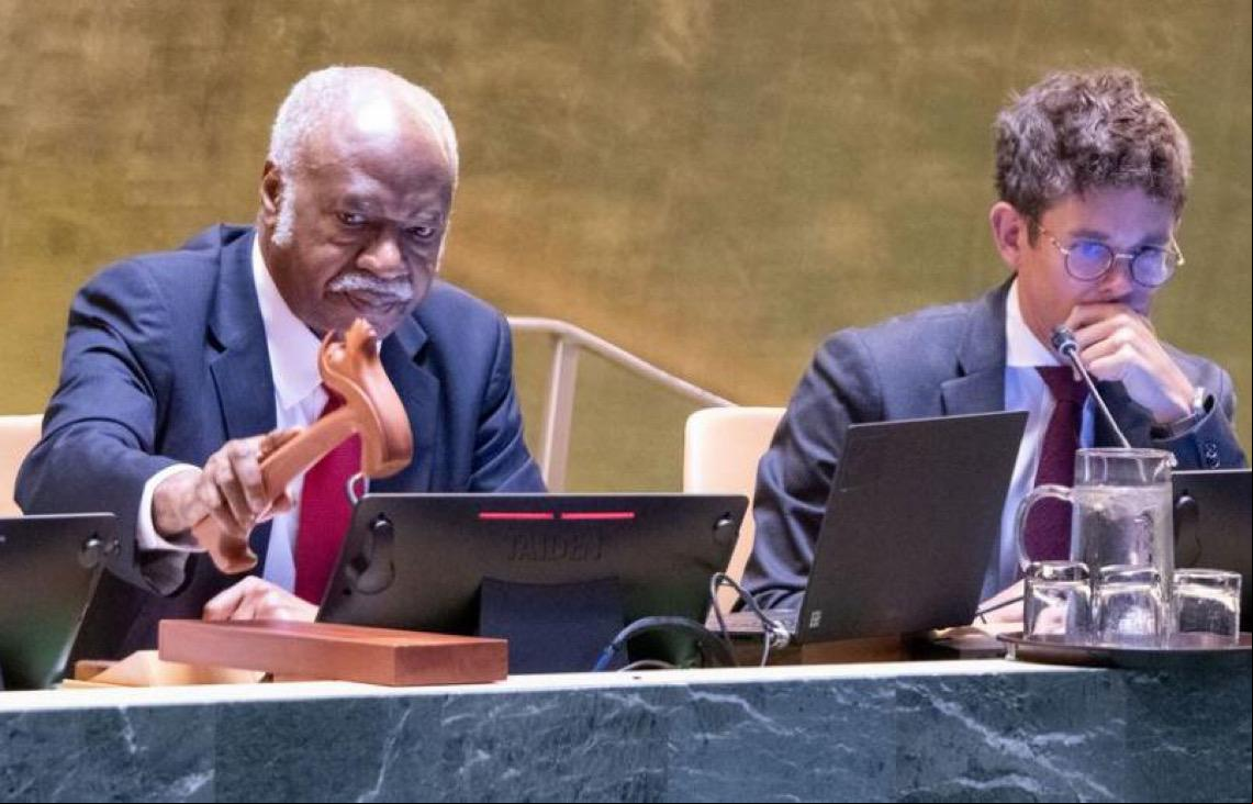 Assembleia Geral da ONU aprova resolução que exige cessar-fogo em Gaza